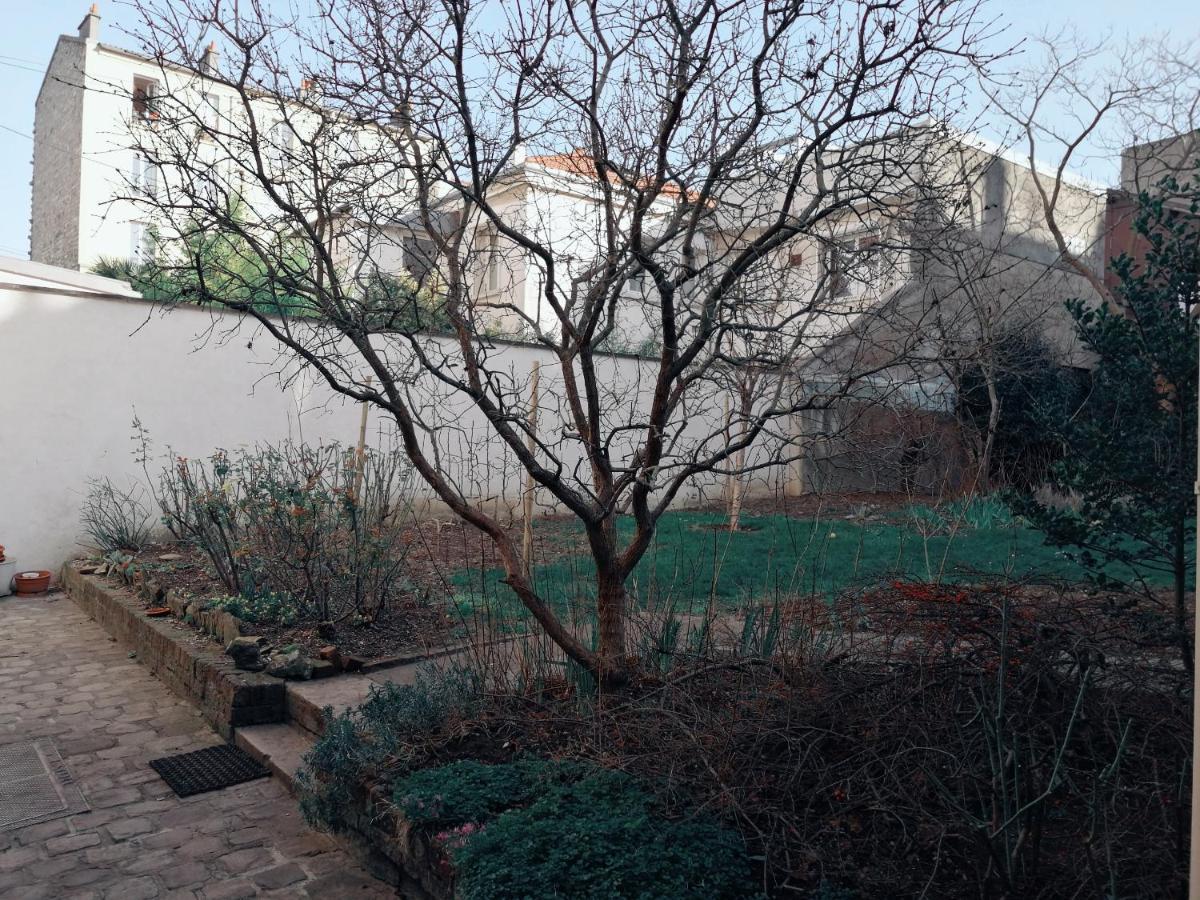 Studio Situe Dans Un Quartier Calme Et Residentiel A Montrouge A Seulement 2 Minutes Du Metro 외부 사진